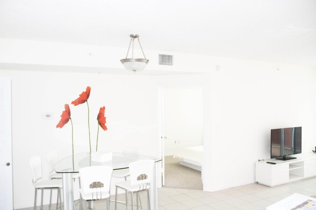 Miami Waterfront Apartments Санни Айлес Номер фото
